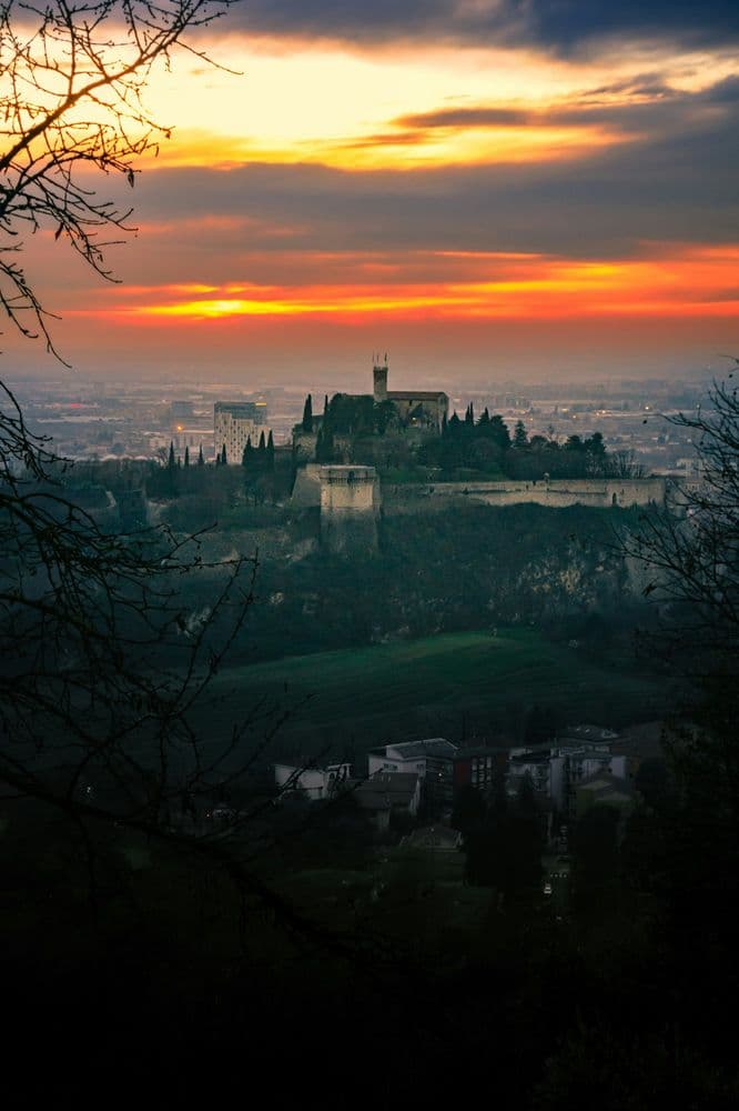 Castello italiano al tramonto